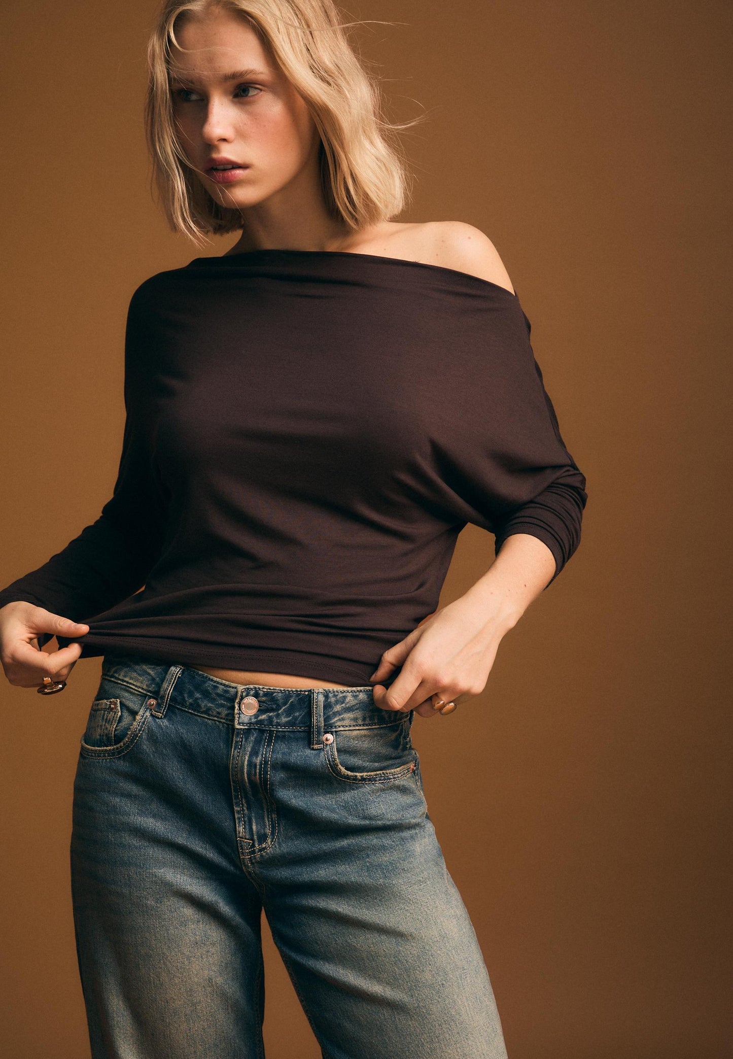 Camiseta Asimétrica Dulce Olympe en Tejido Modal