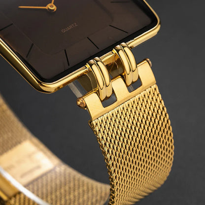 RELOJ CUADRADO MAGNUS