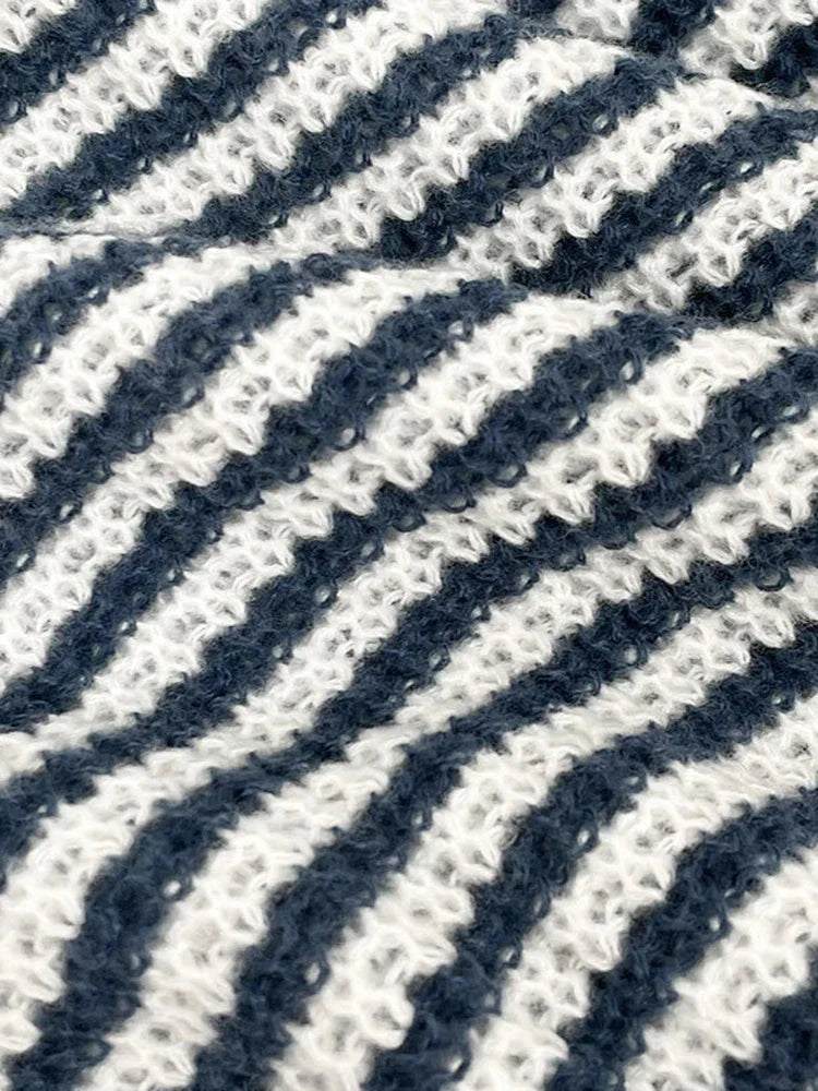 SUÉTER AVERY OVERSIZE A RAYAS