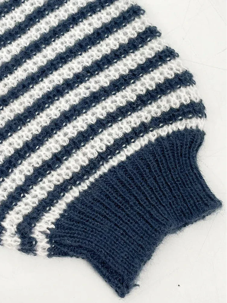 SUÉTER AVERY OVERSIZE A RAYAS