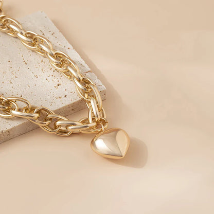 COLLAR CORAZÓN PUNK