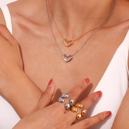 COLLAR CORAZÓN ENTRELAZADO